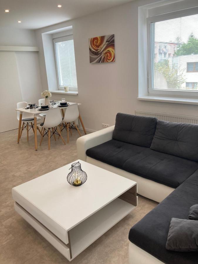 Apartman Duna Пиещани Екстериор снимка